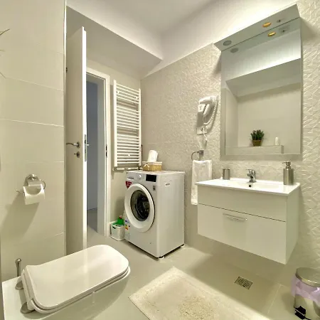 Appartement Brand New Beachfront *